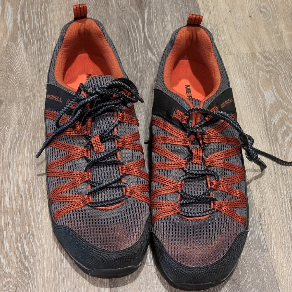 Merrell Men's Athletic Shoes in Black and Orange Size 12 Smoke Free Home